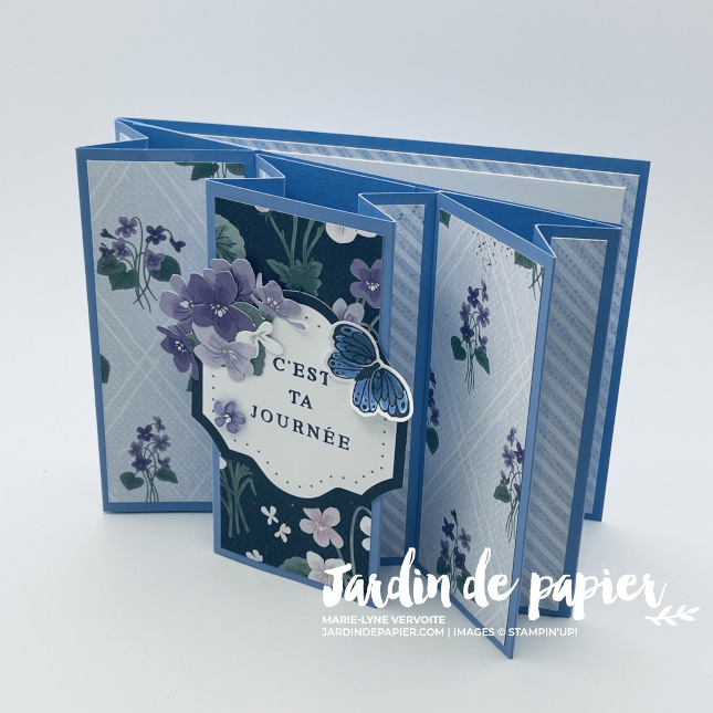 Carte pop-up triple panneau